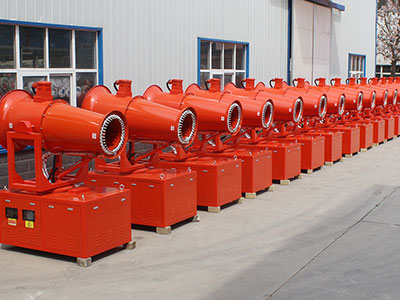 路面上雾炮机越来越多，它们到底有什么作用？