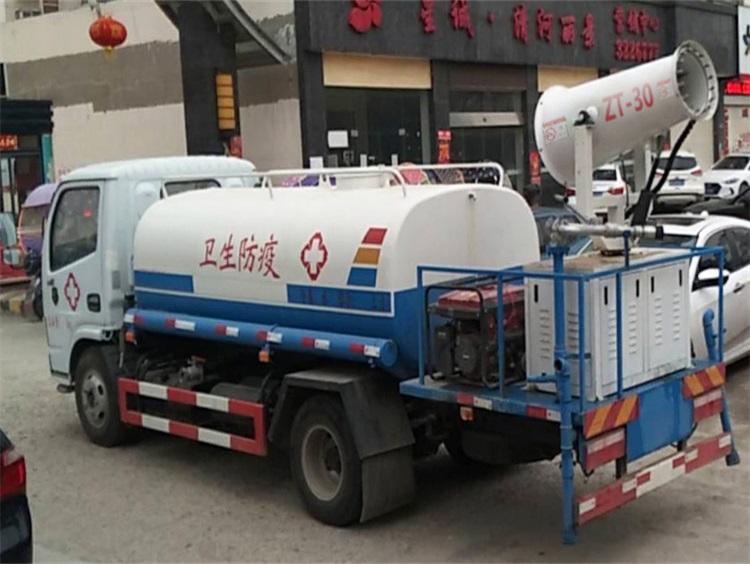 随州卫生防疫部门购置郑通30米车载式雾炮机用于消杀工作