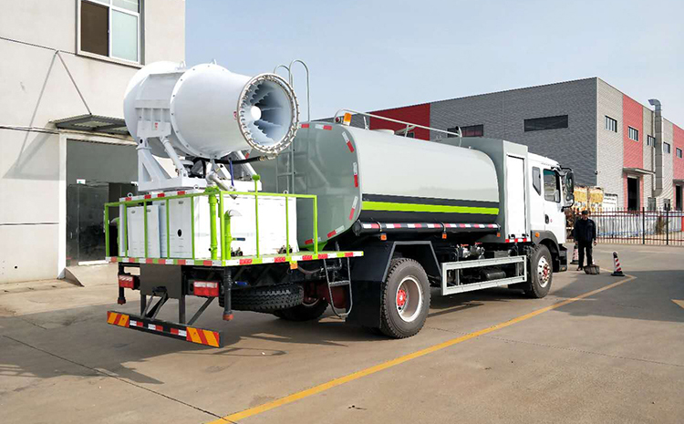 降尘雾炮机如何应对高温环境？