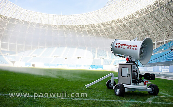 郑通雾炮机厂家,雾炮机厂家直销 -草坪养护雾炮机.jpg