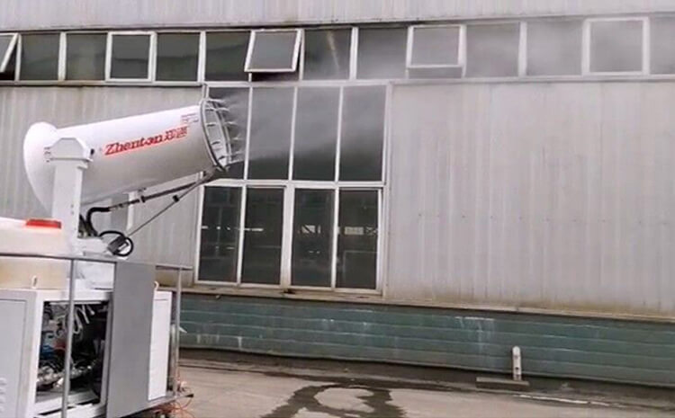 洒水车上加装雾炮机设备有哪些优势？