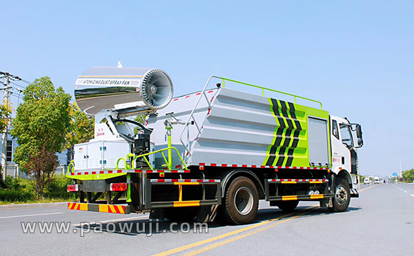 雾炮机设备的微米级雾粒有哪些优势？