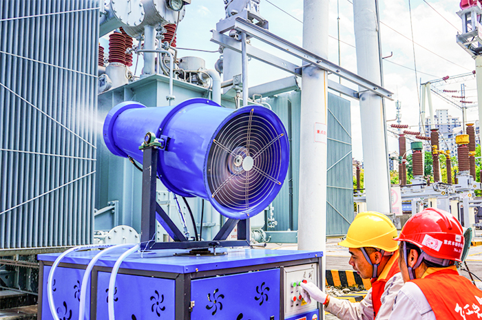 高温天气雾炮机为变压器冲凉降温-消除安全隐患