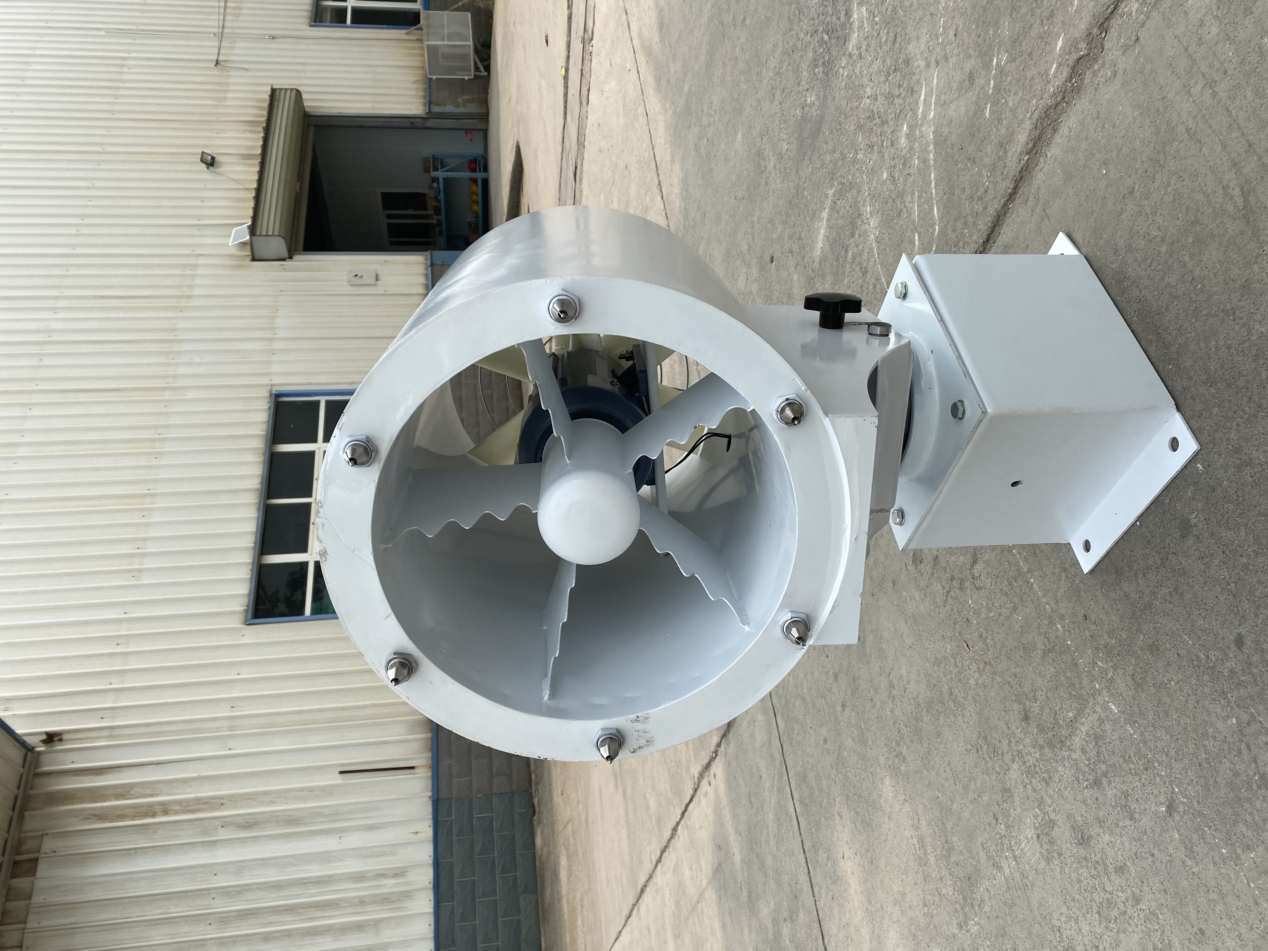 双流体雾炮产品简要介绍。